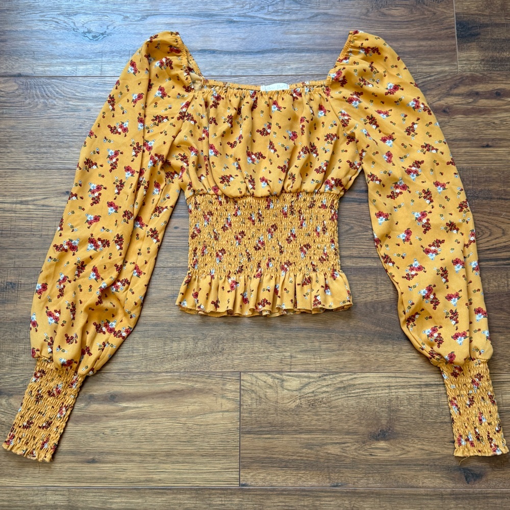 Ultra Flirt Junior's Smocked Waist Boho Peasant Top Yellow Floral Size Small